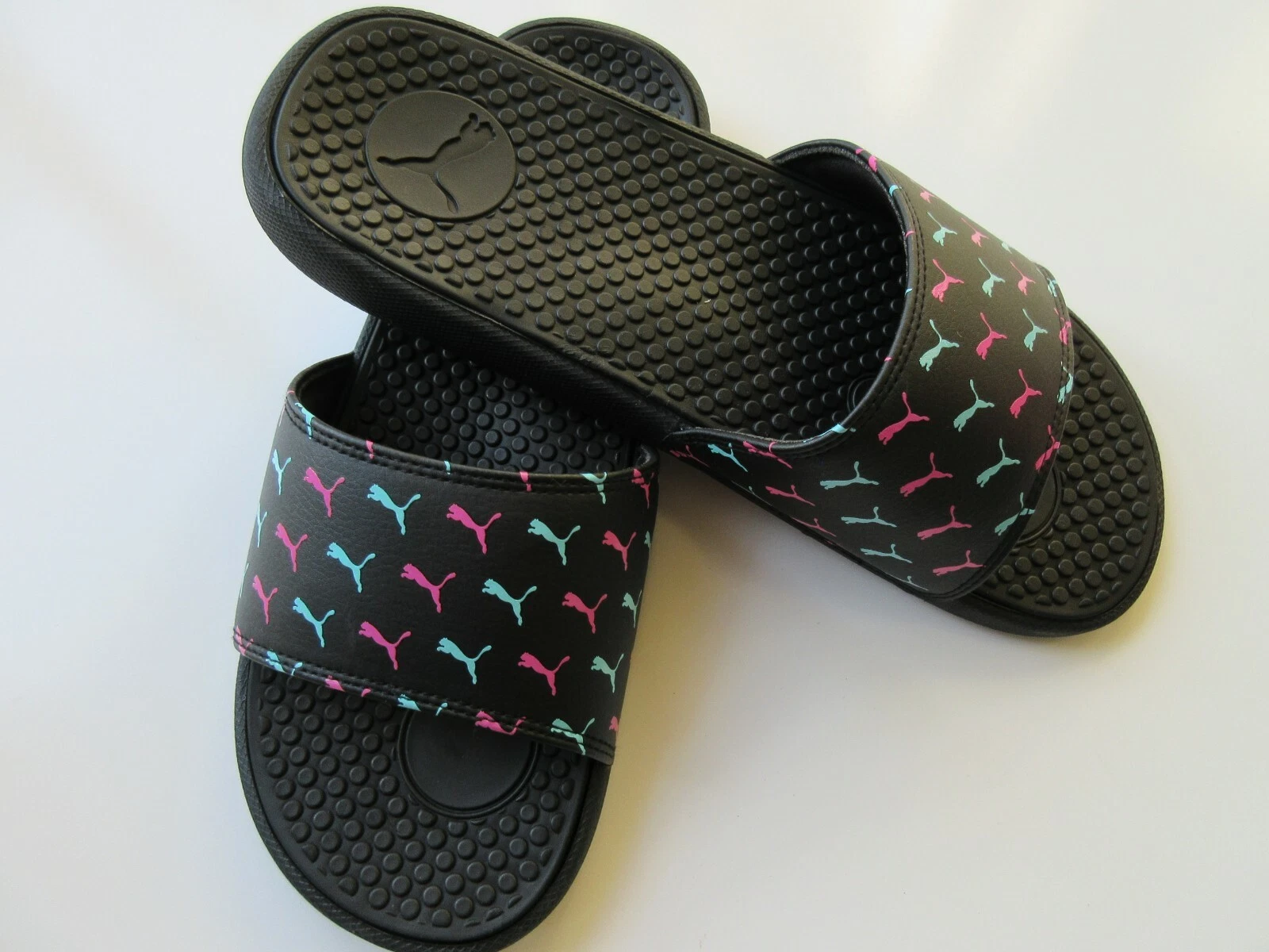 Sandali da donna Puma Cool Cat B 2 neri con loghi verde acqua e rosa nuovi