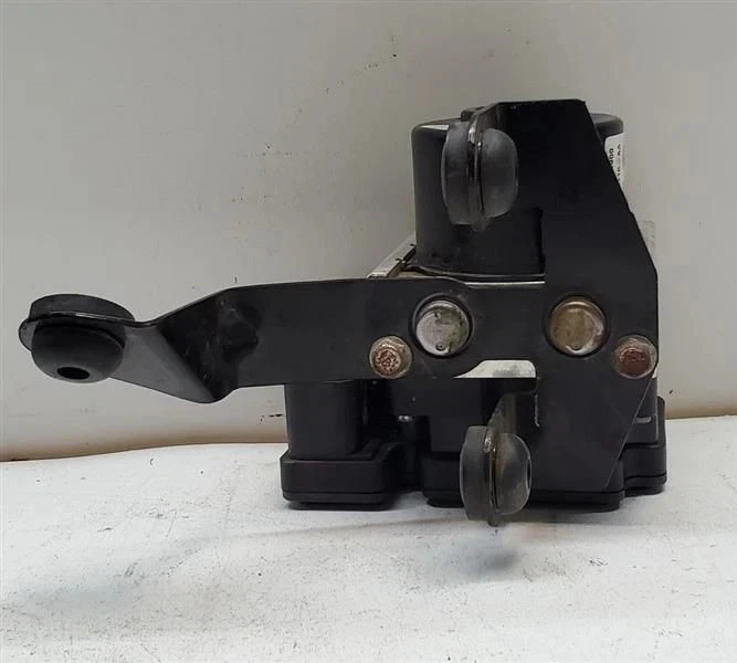 2006-2010 Mazda 5 ABS Anti-Lock Brake Pump w/o Dynamic Stability Control OEM - Imagem 2 de 4