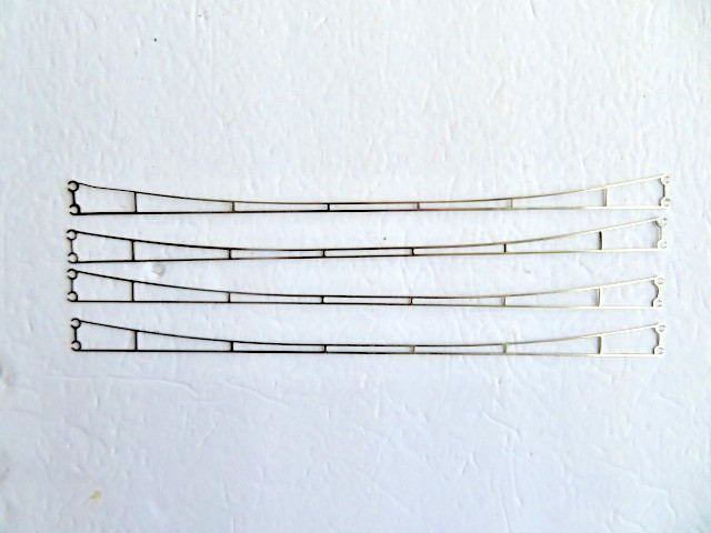 Marklin HO 7018 Catenary Wire for Turnouts, 270 mm , lot of 4