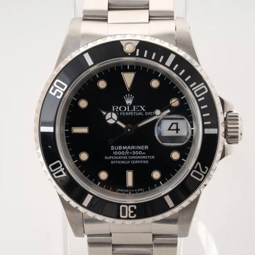 Rolex Submariner 16610 40 mm Black Dial