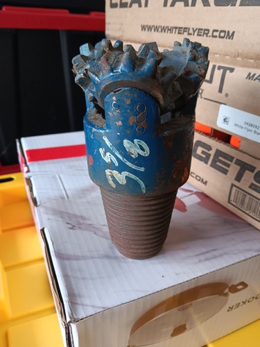 tricone drill bit 3-5/8" used sealed bearing