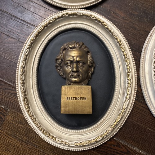Busti da appendere a parete in gesso Mozart Bach Beethoven Liszt - Foto 2 di 14