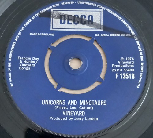 Vineyard Ghost Train / Unicorns & Minotaurs 1974 Psych Rock Decca 7" Vinyl - Picture 3 of 3