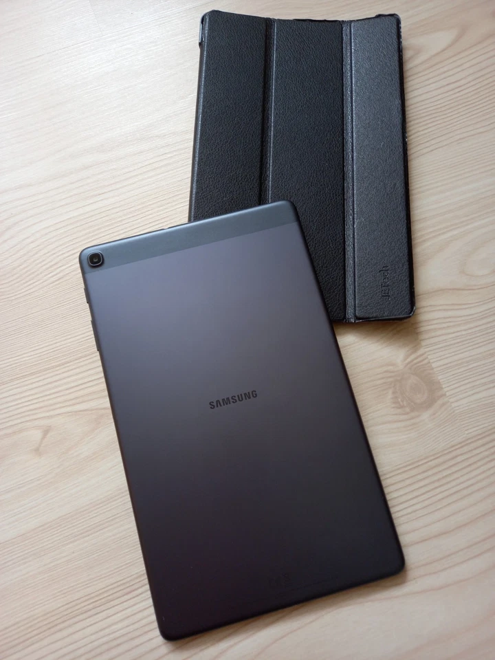 Samsung Galaxy Tab A (SM-T510), 64 GB, 10,1" - Schwarz, neue Ladebuchse, mit OVP, Foto 2 von 4