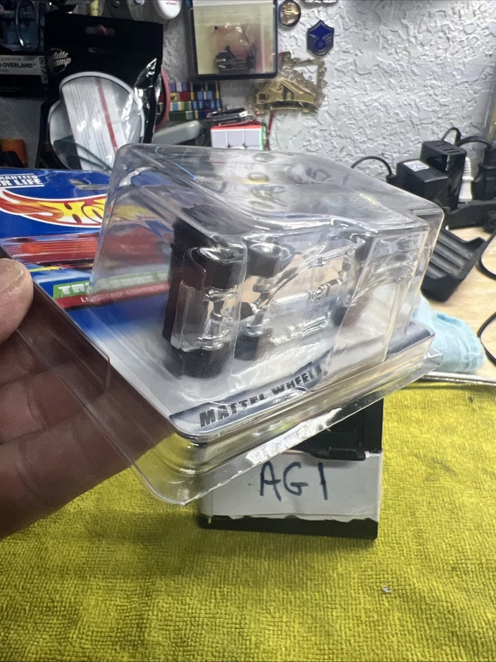 1997 Hot Wheels #751 Treasure Hunt Series 3/12 KENWORTH T600A Purple w/ Protectr - Image 2 of 4