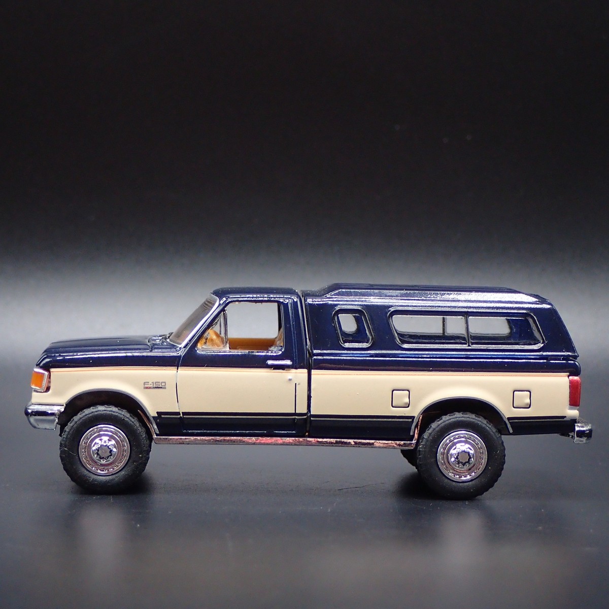 1991 91 FORD F150 XLT LARIAT PICKUP TRUCK W SHELL 1:64 SCALE