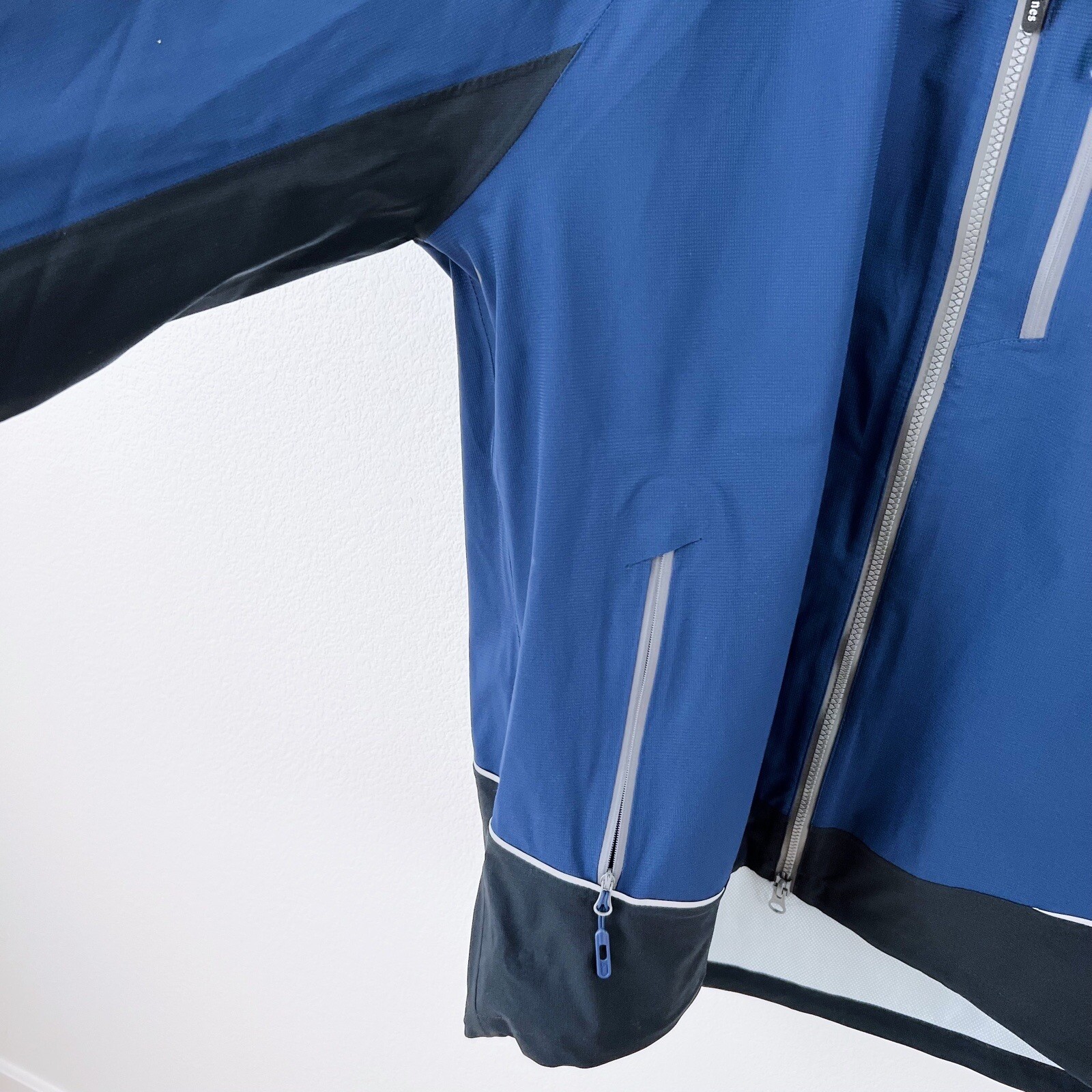 Vineyard Vines Performance Nor’Easter Jacket L - image 3