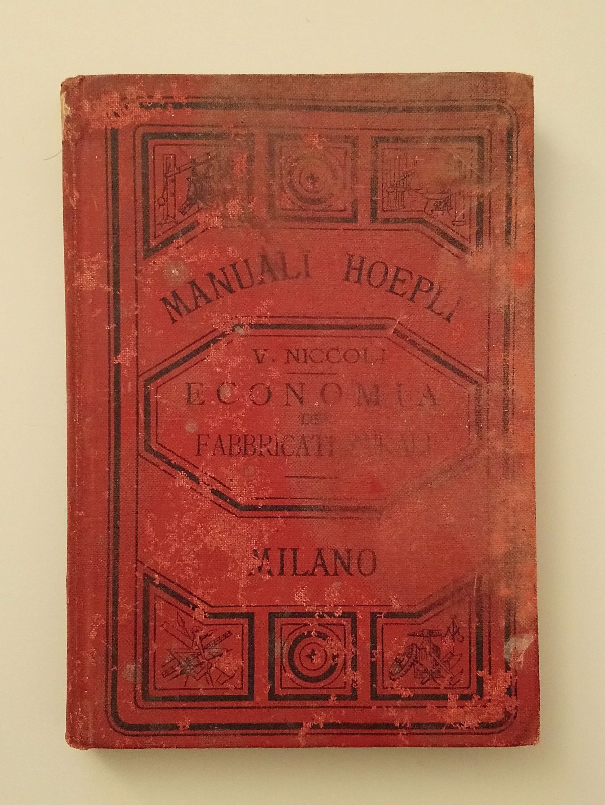Foto 1 di 6