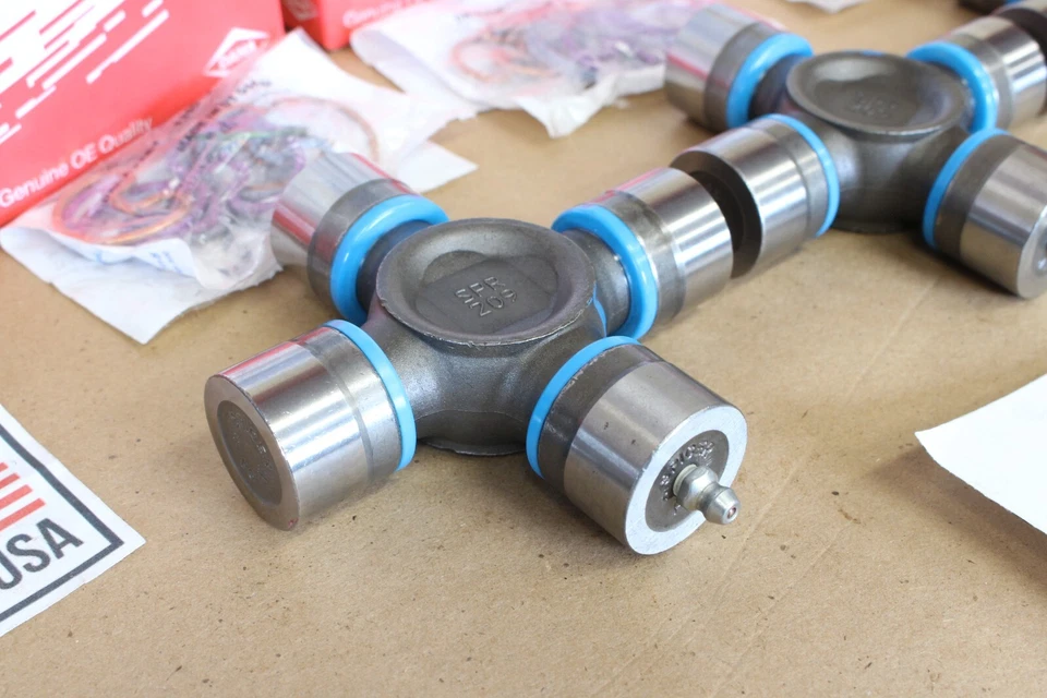 1999-2015 FORD F250 F350 4X4 Spicer Rear Driveshaft U Joint Carrier Bearing Kit2 - Image 3 of 4