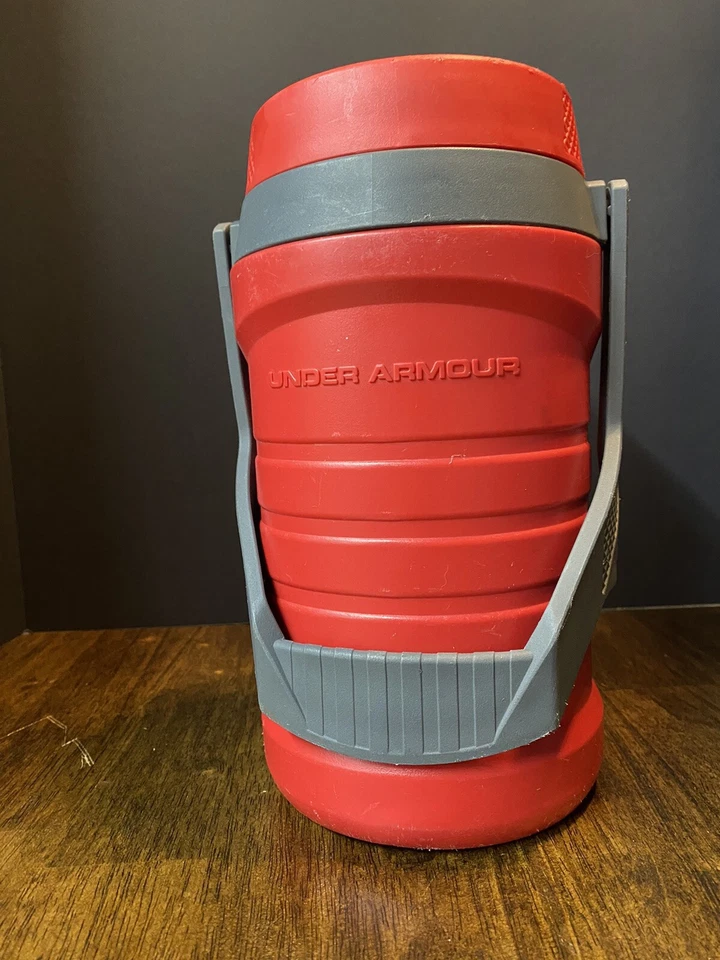 Under Armour Red/Gray 64 oz. Double Insulated Foam Hydration Bottle Thermos - Image 2 of 4