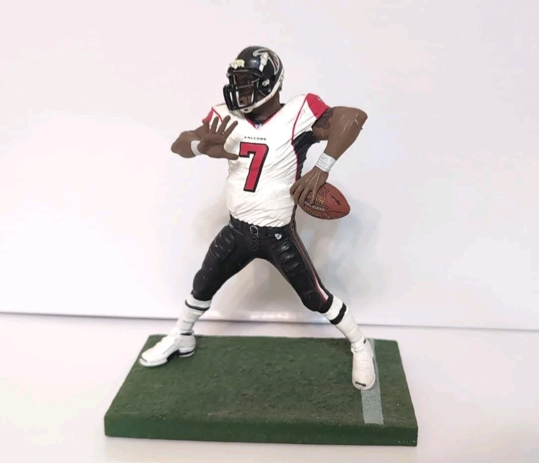 McFarlane NFL Picks Series 7 - Michael Vick Rookie Atlanta Falcons Retro Uniform