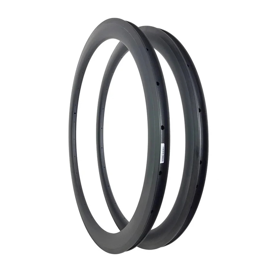 Coppia cerchi strada 700C tubeless leggeri