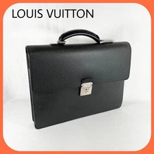 Authentic LOUIS VUITTON Taiga Business Bag Gray