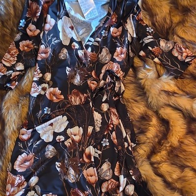 Lularoe 2XL Floral Wrap Dress Short Sleeve V-Neck Tie Black Brown