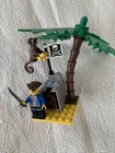 Lego Pirate's Treasure Hold Set 1889 Complete 1992 With Minifigure