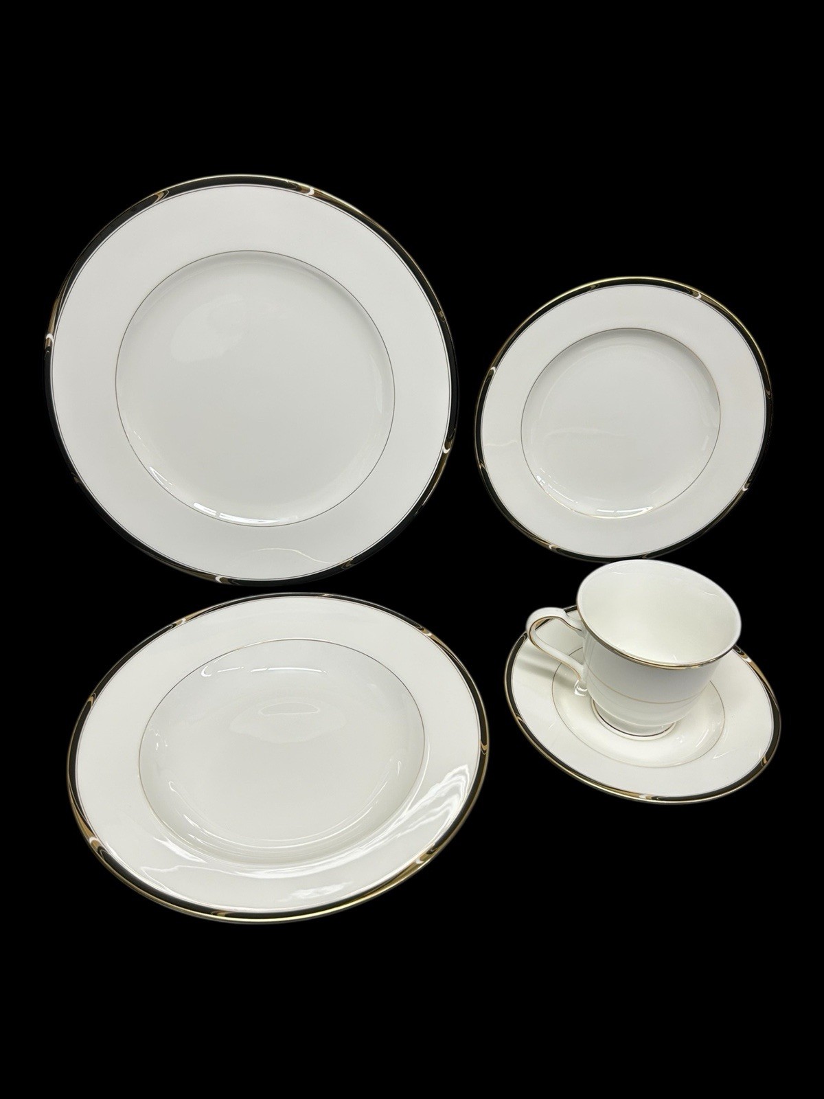 White W/ Black Gold Accents Cah05 New