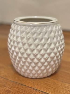 Belleek Pottery Ireland Diamond Biscuit Barrel with No Lid Gold Trim Accent