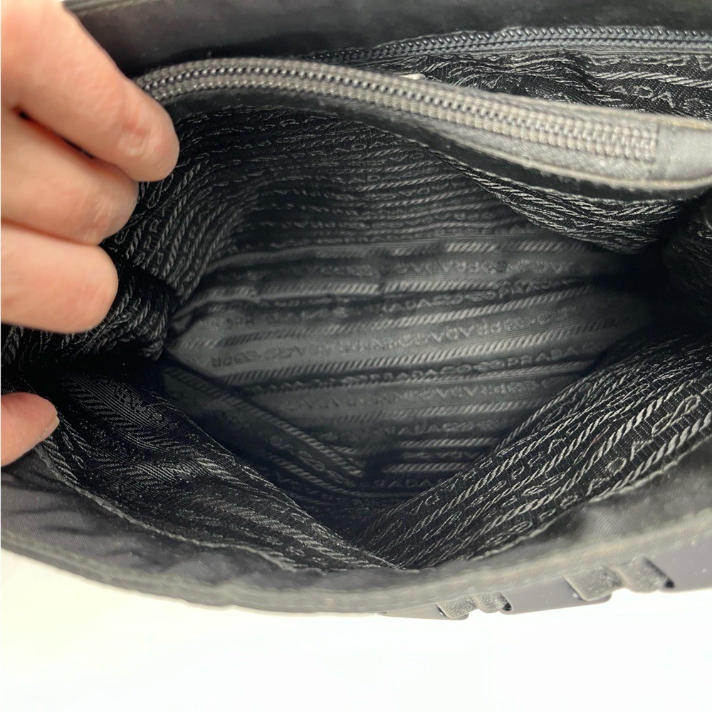 Vintage Prada Black Tessuto Nylon Triangle Logo Shoulder Bag Tote Leather Chain thumbnail 12
