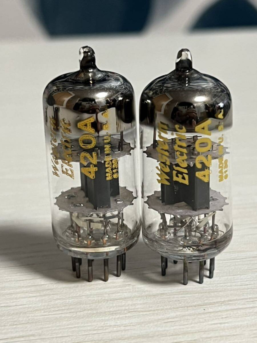 WESTERN ELECTRIC 420A Vacuum Tube Pair NOS Tested Mint WESTERN ELECTRIC 420A Vacuum Tube Pair NOS Tested Mint