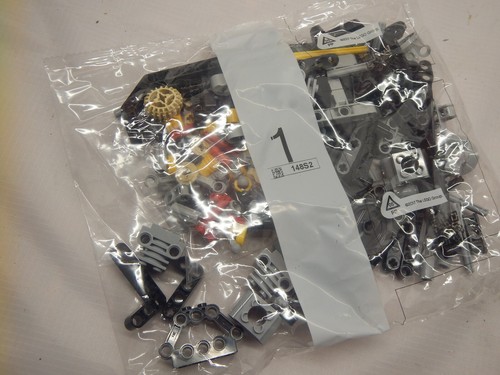 Replacement Parts Missing Pieces spare bag for Lego McLaren Formula 1 2022 42141 - Picture 2 of 16