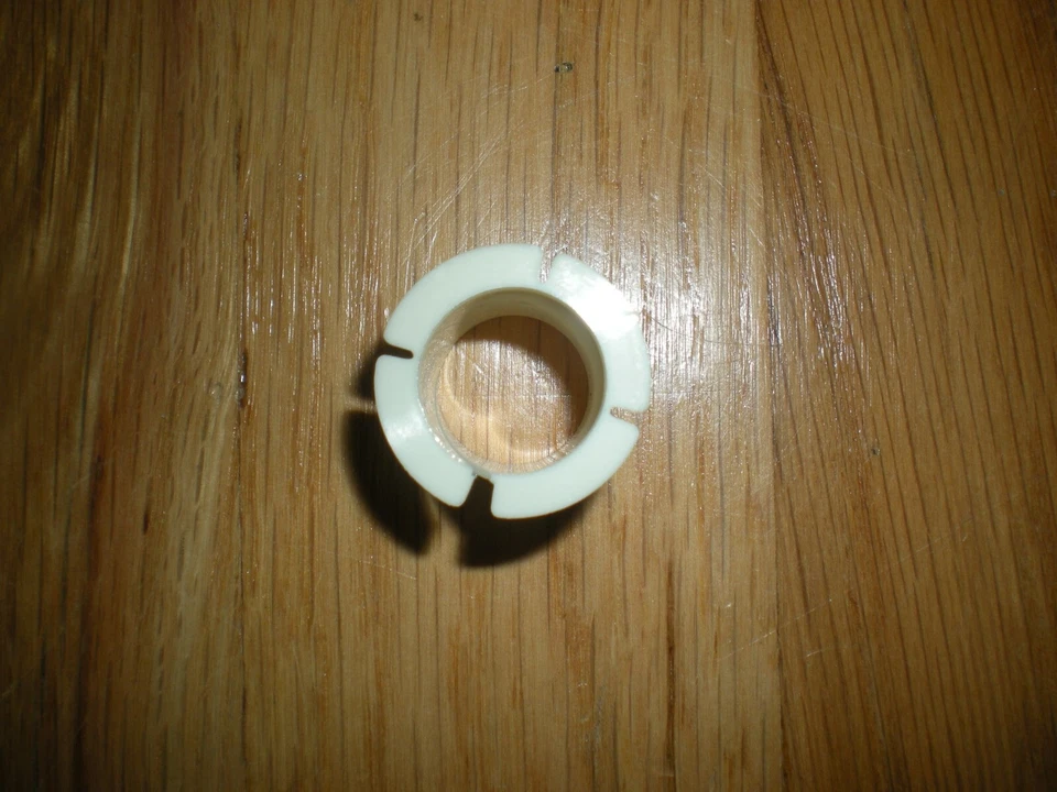 Новый из старых запасов 1970 - 1972 Ford Bronco сцепление или педаль тормоза втулка 7/8 дюйма C5TZ-2461-A - Изображение 2 из 3