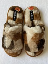 Bebe Women s Slippers Size 7 FAUX FUR SLIPPERS Jungle Tan Brown