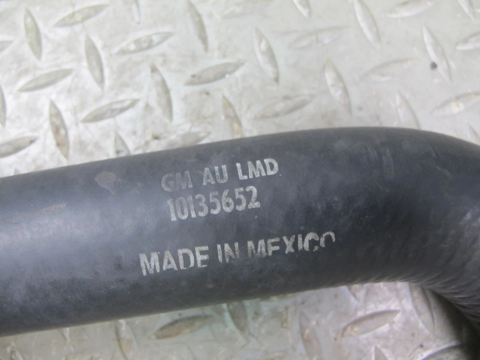 🥇90-91 CHEVROLET CORVETTE C4 5.7L ENGINE WATER COOLANT HOSE PIPE LINE SET OEM - Image 4 of 4