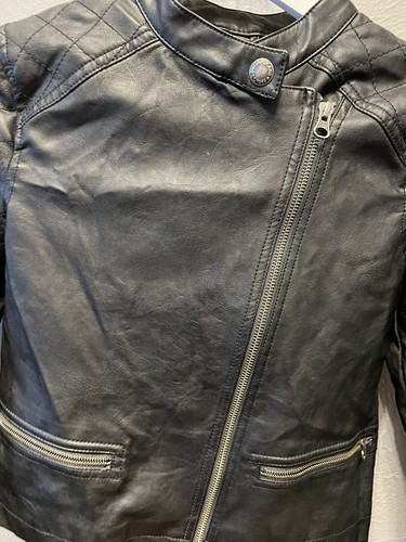 Gap Kids Unisex Faux Leather Black Moto jacket Asymmetric Zip Sz M (8) - Picture 4 of 9