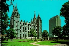 Salt Lake City UT Mormon Temple Postcard Unused (28112)