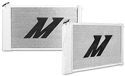 Radiador Mishimoto MMRAD-CAM-70 para motores Chevrolet Camaro L6/V8 1970-1981 Foto 2 de 4