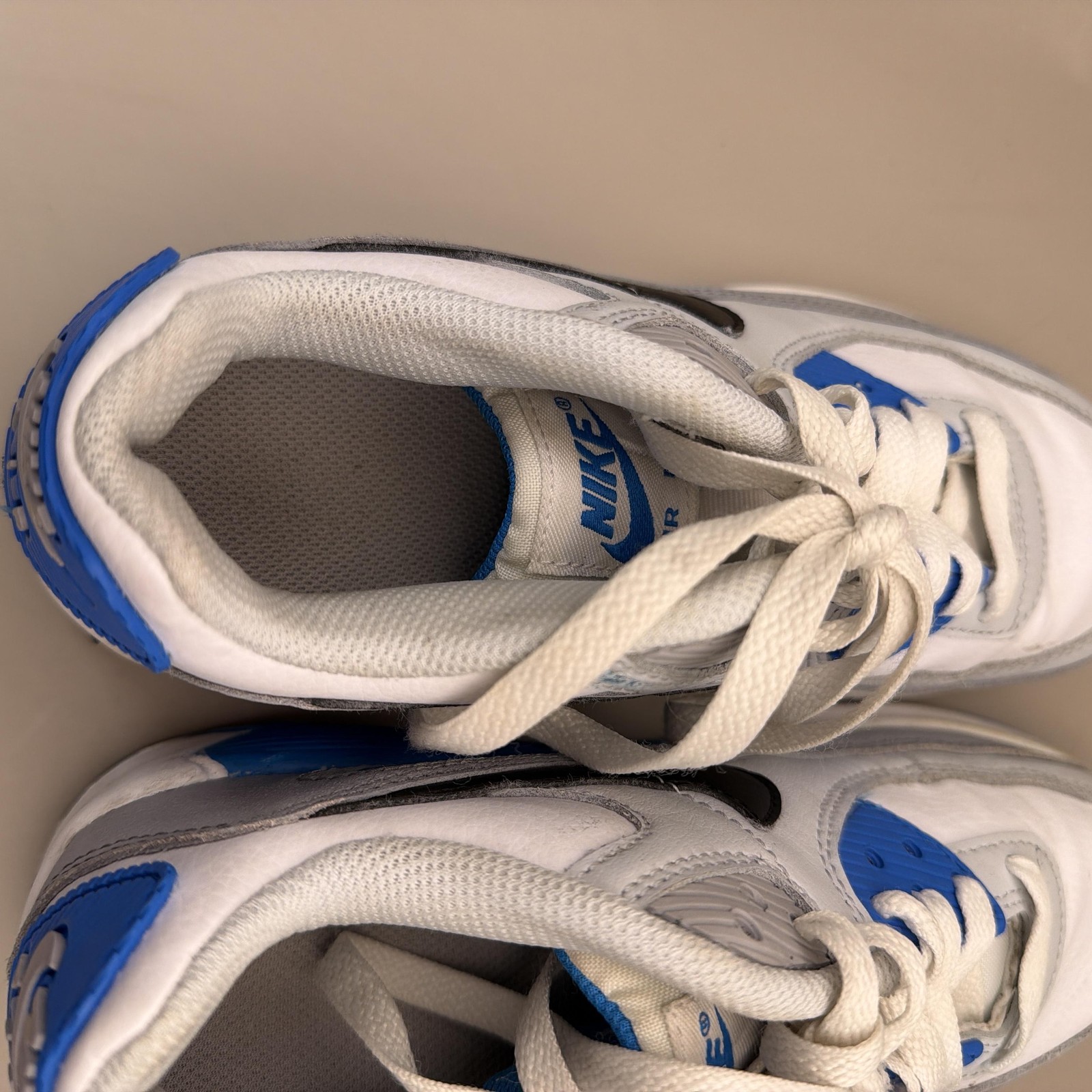 Nike Air Max 90 Shoes Youth Size 4.5Y White Blue Running Sneakers CD6864-104 thumbnail 15