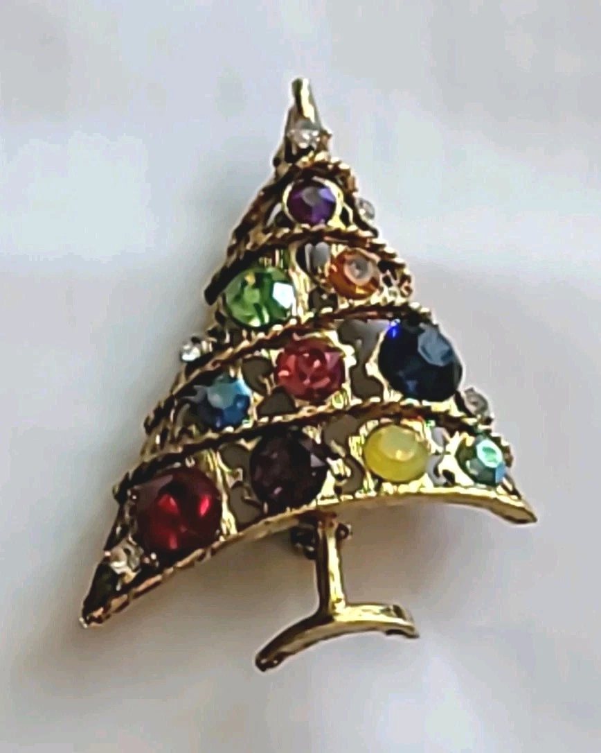 Weiss Christmas Jewelry In Vintage Designer Costume Pins