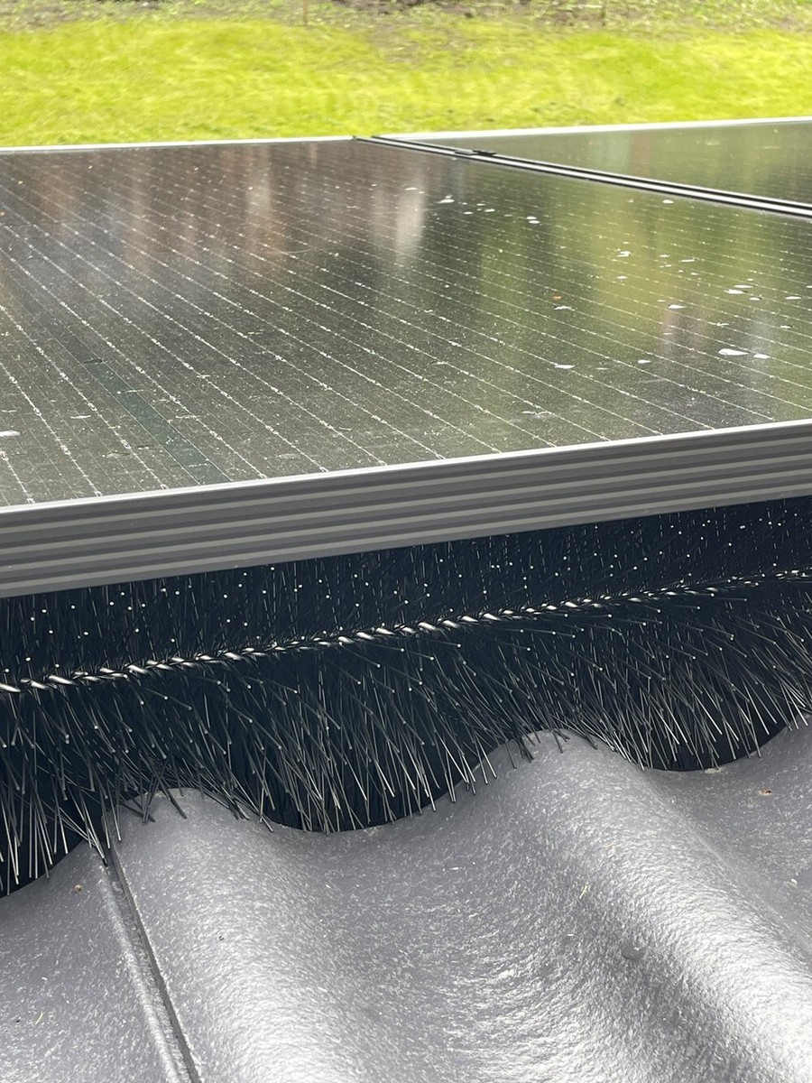 Spazzola Per Grondaia 20m - 20 Pezzi Da 100cm, Ø15cm, Resistente UV, Protezione Foglie E Animali - Foto 3