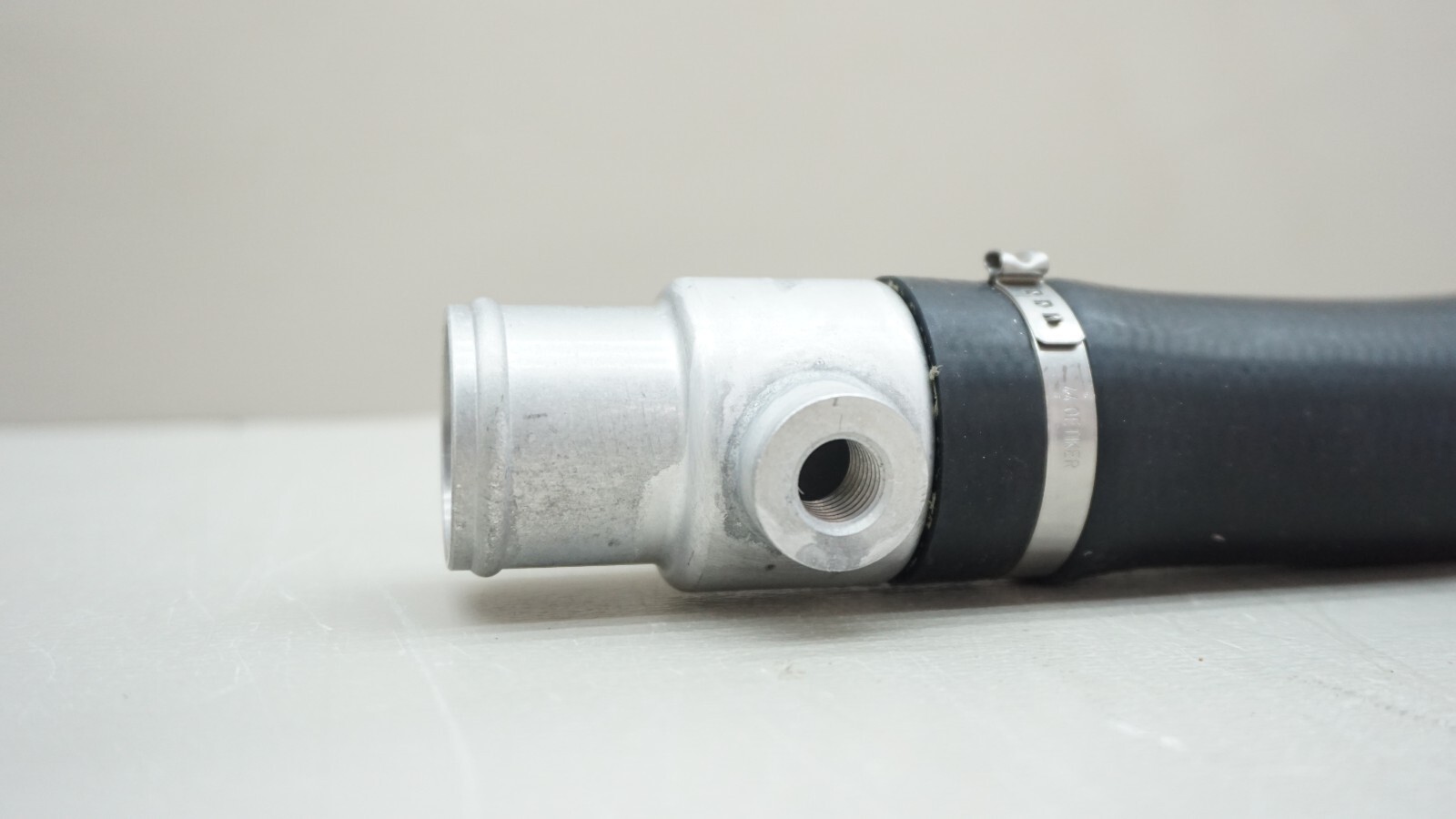 MCLAREN 570S RADIATOR HOSE PIPE 1213L0242CP OEM