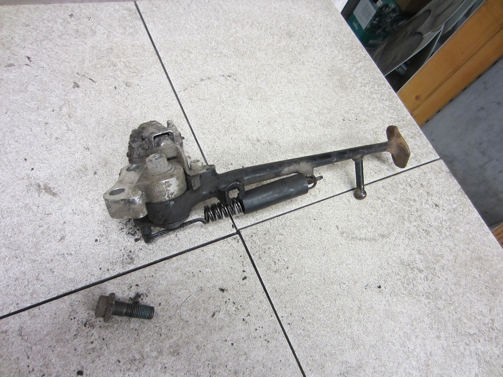 01-02 YAMAHA YZF R6 yzfr6 KICKSTAND SIDE KICK STAND 5JJ-27321-00-00 | eBay