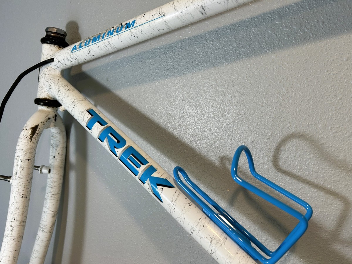 TREK8000 フレーム&ROCKSHOXフォーク