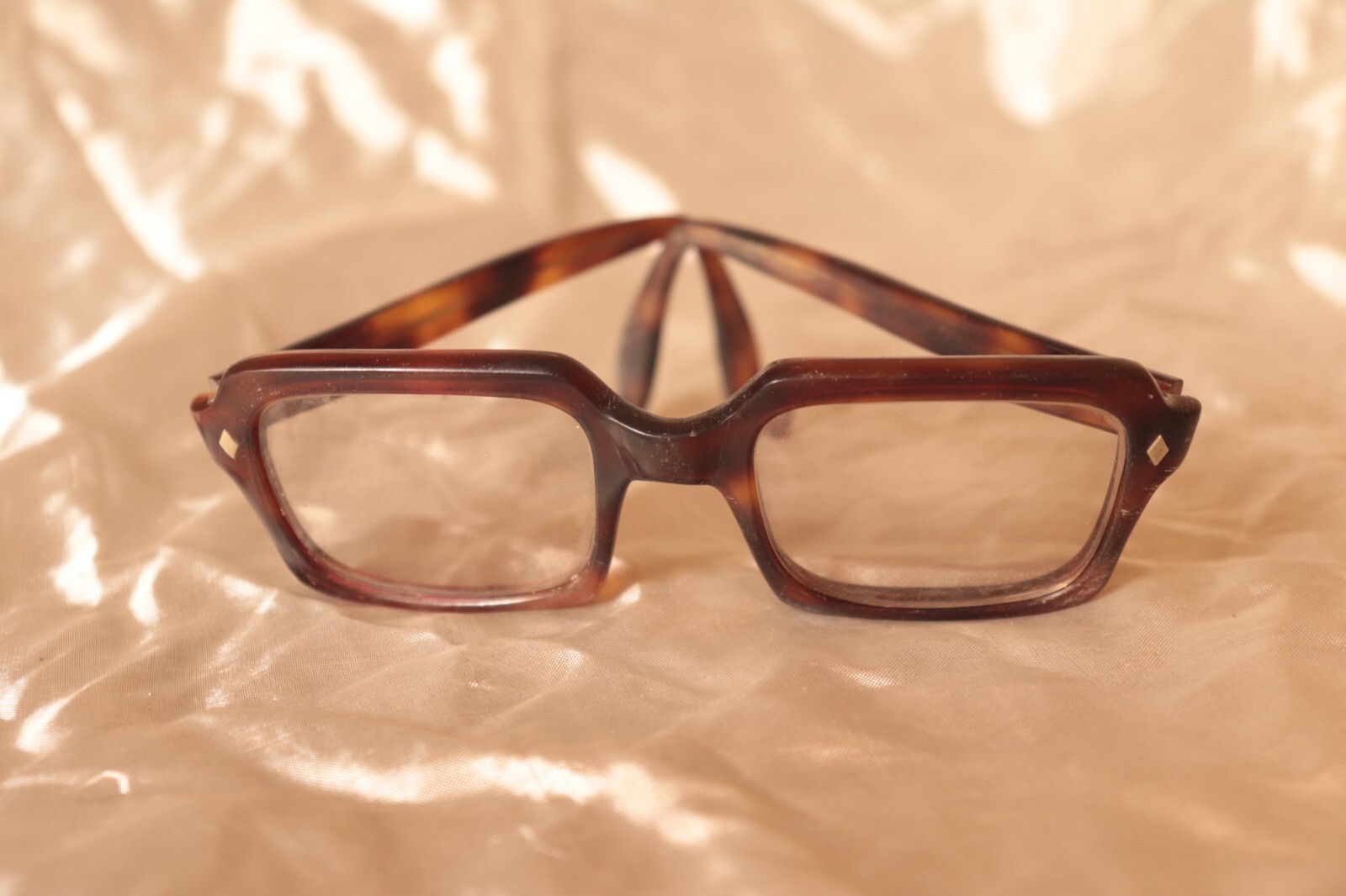 1960s Brown Plastic Eyeglasses – Rectangular Unis… - image 11
