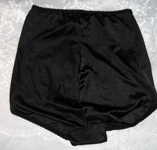 SZ 7 VINTAGE BALI FULL CUT BLACK SILKY NYLON GRANNY PANTIES BRIEFS 2633