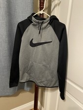 Nike Women  s Grey  Black Hoodie Pocket Therma Fit Swoosh Logo Size S