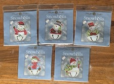 Lot - NEW - MILL HILL BUTTONS BEADS Snowbells Snowman KITs