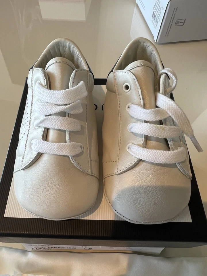 儿童古驰运动鞋全新 19 码带盒和防尘袋 — 第 3/3 张图片