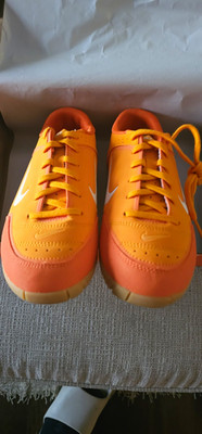 Vintage 2008 Nike First Touch II FS Indoor Futsal Shoes Orange  Size 6.5