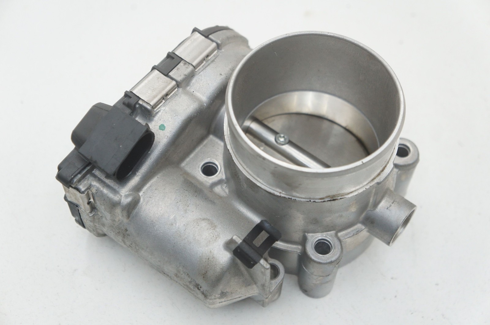McLaren GT 2022 RIGHT Throttle body P/N 11F1740CP