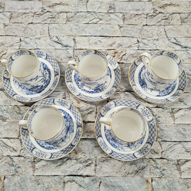 Royal Tuscan Fine Bone China Chinese Oriental Blue/White Peacock Tea