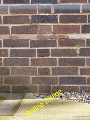 Foto 6x4 OS Benchmark - Chelmsley Wood Elec Umspannwerk Bacon's End An OS c2014