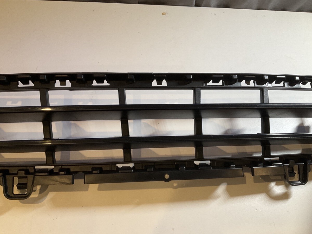 BMW Front Lower Grille Cage 5111 7421798 OEM | eBay