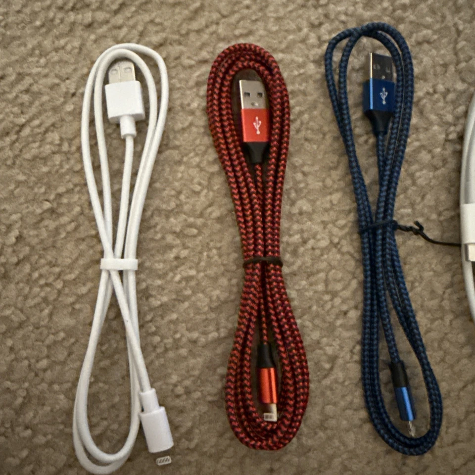 Lot of 6  - Apple & Other brands USB & USB-C to Lightning Cable - 1 ft-6ft - Image 2 of 3