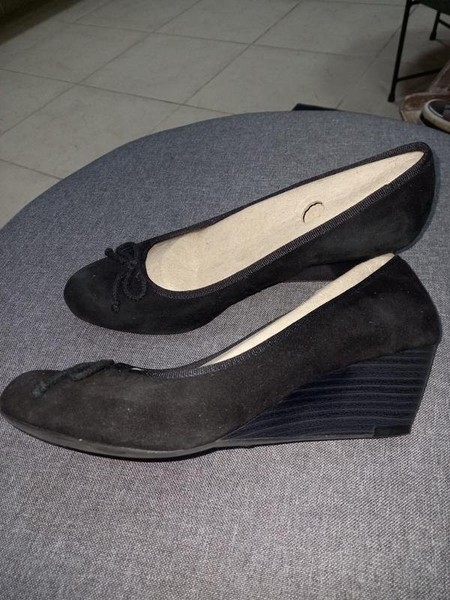 Women Clarks Heels Black Suede 39 #7BMU
