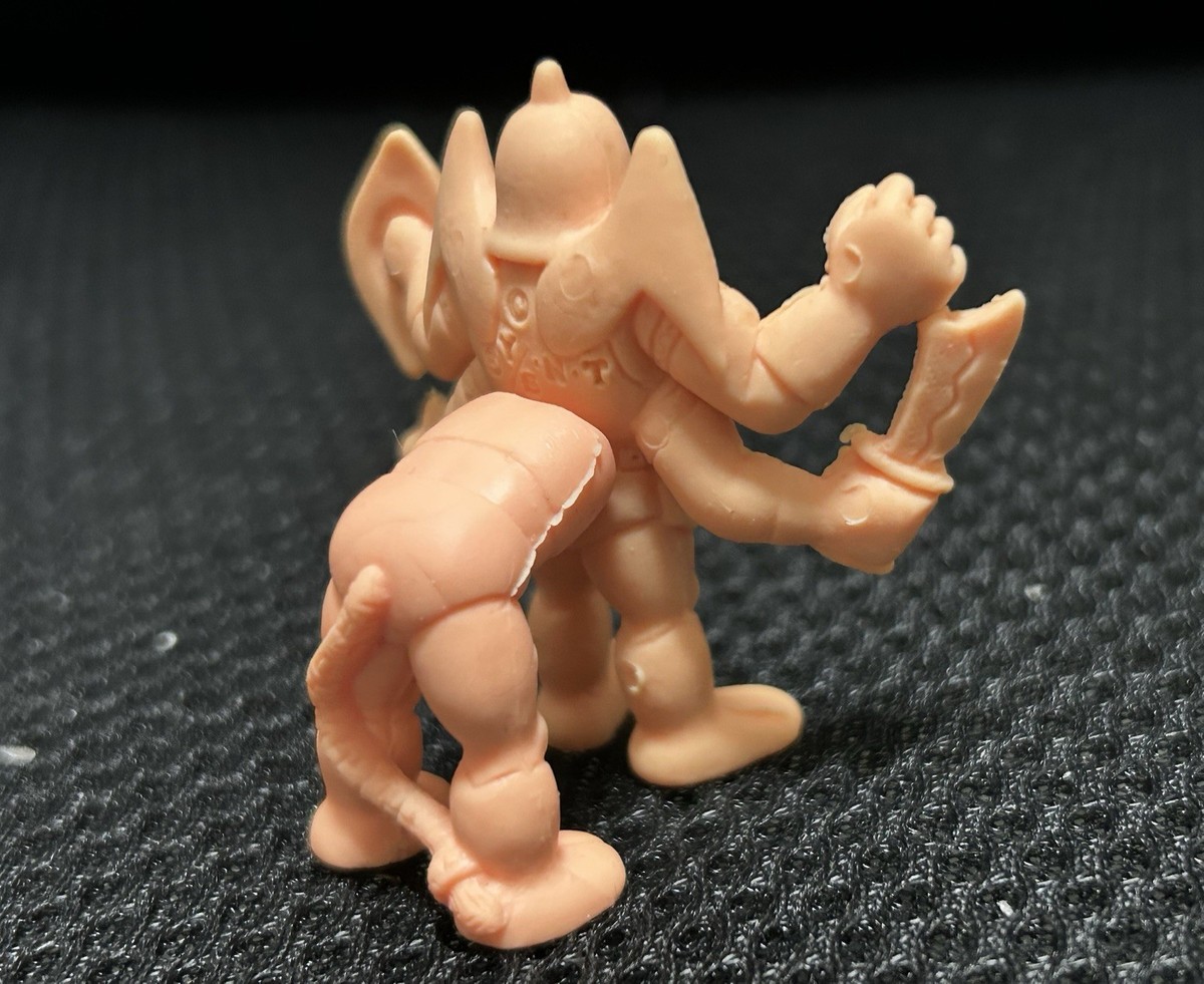 Vintage M.U.S.C.L.E Muscle Men Kinnikuman Round4 Satan Cross