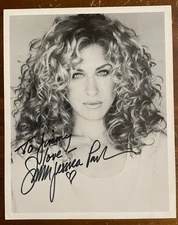 Sarah Jessica Parker Signed Autograph Signature 8x10 B&W Glossy Photograph